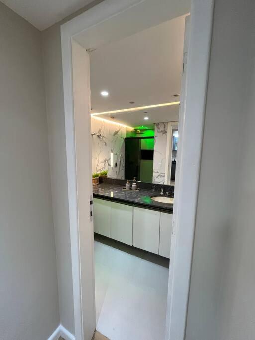 Lindo Apartamento Para Familia Ondina Apart Hotel Salvador Buitenkant foto